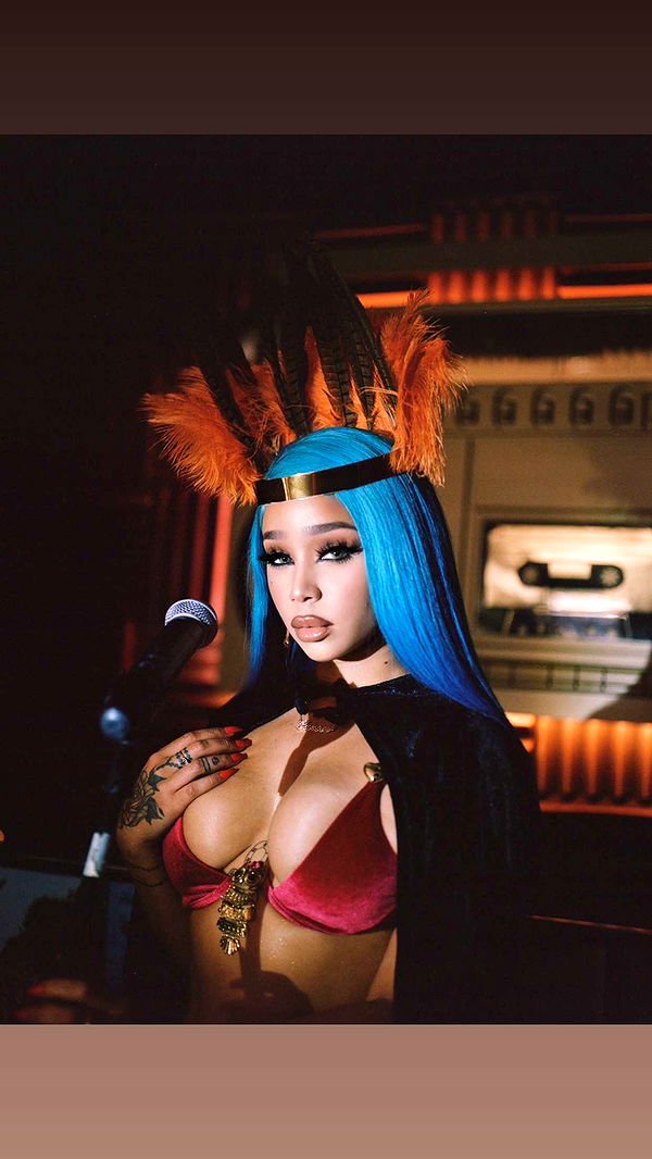 nadia-stone image ~ Altpins