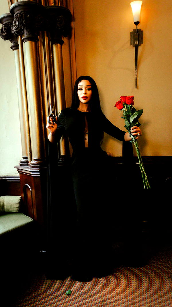 nadia-stone image ~ Altpins