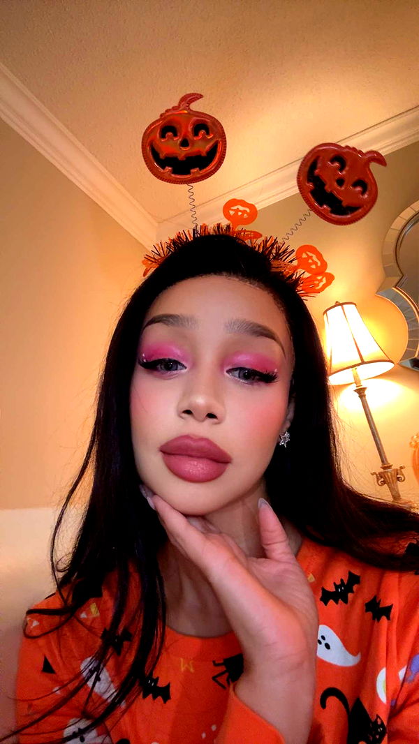 nadia-stone image ~ Altpins