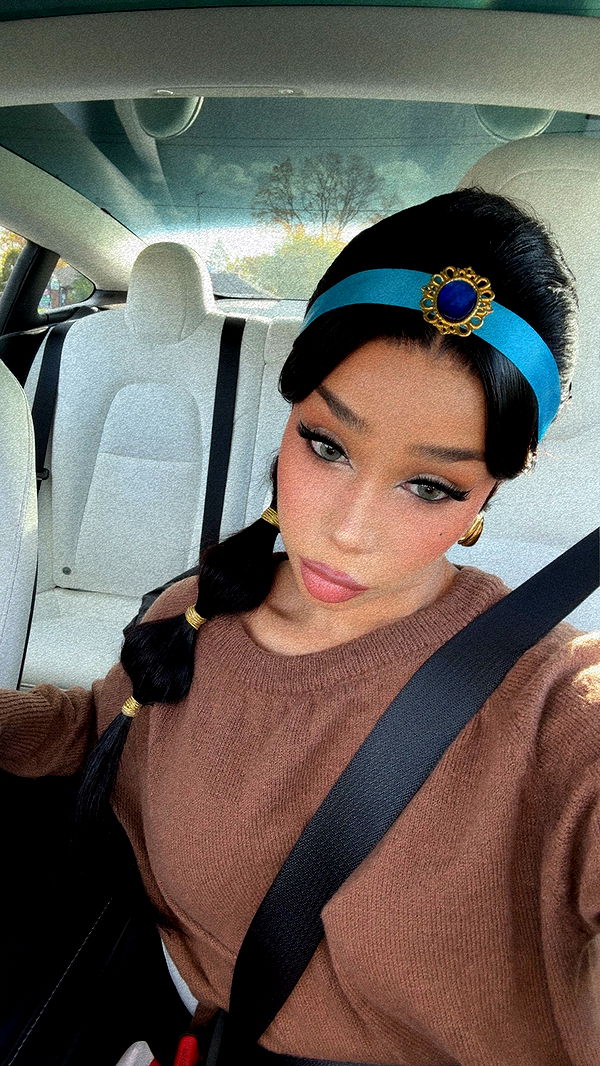 nadia-stone image ~ Altpins