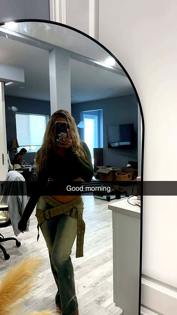 neuaurafitness snapchat image archive image