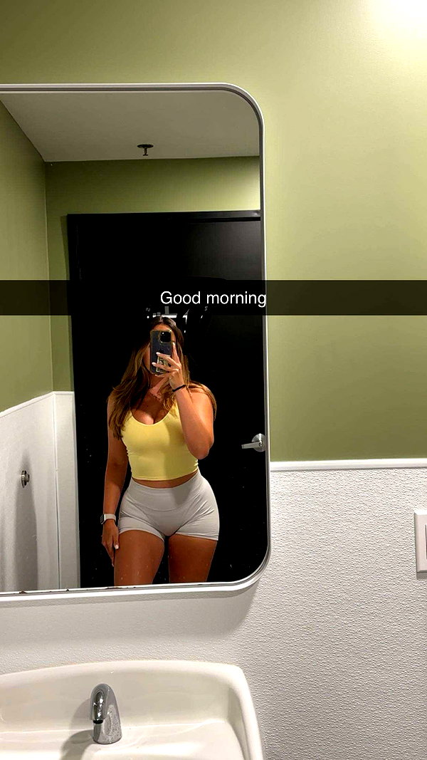 neuaurafitness snapchat image archive image
