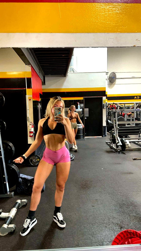 neuaurafitness snapchat image archive image
