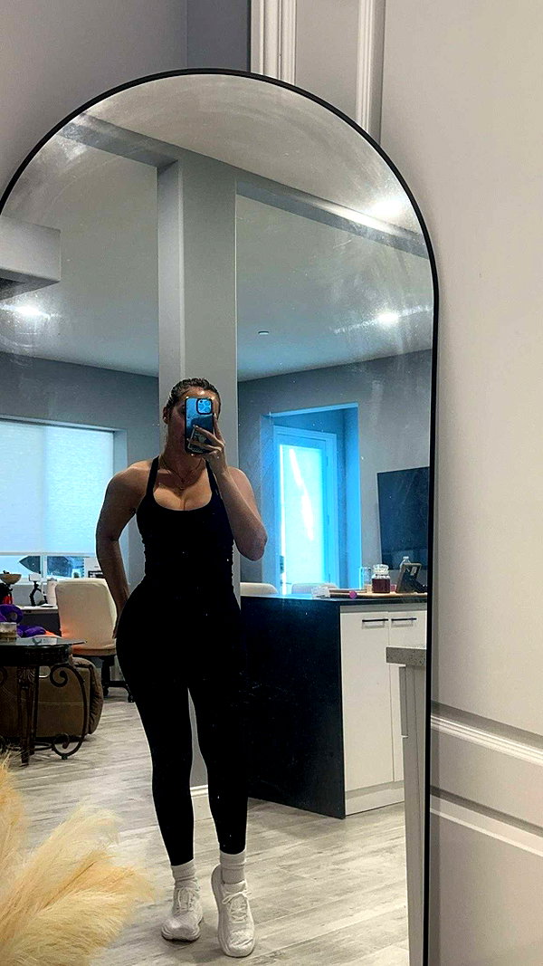 neuaurafitness snapchat image archive image