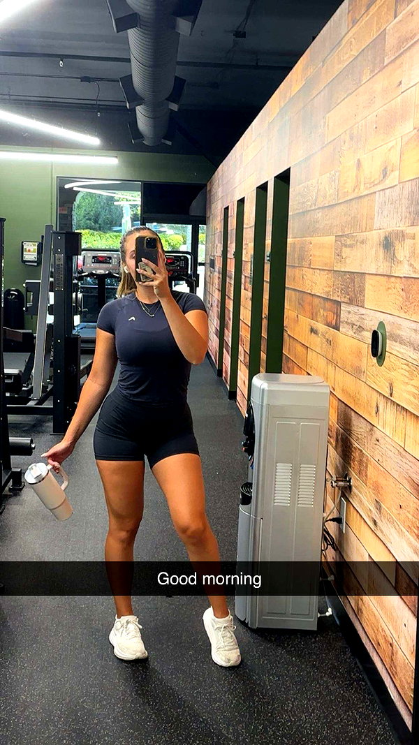 neuaurafitness snapchat image archive image