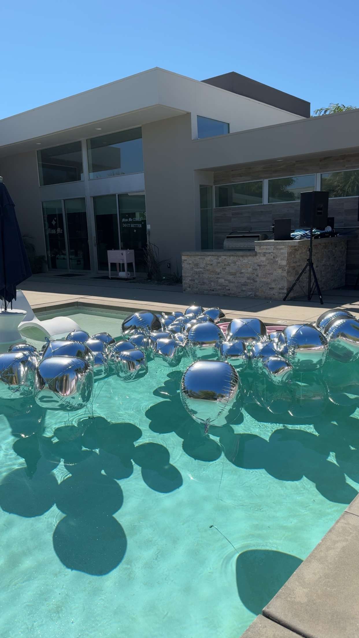 noordabash snapchat image archive image