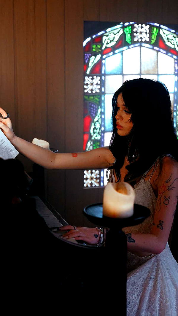 notnevaaadaa image ~ Altpins