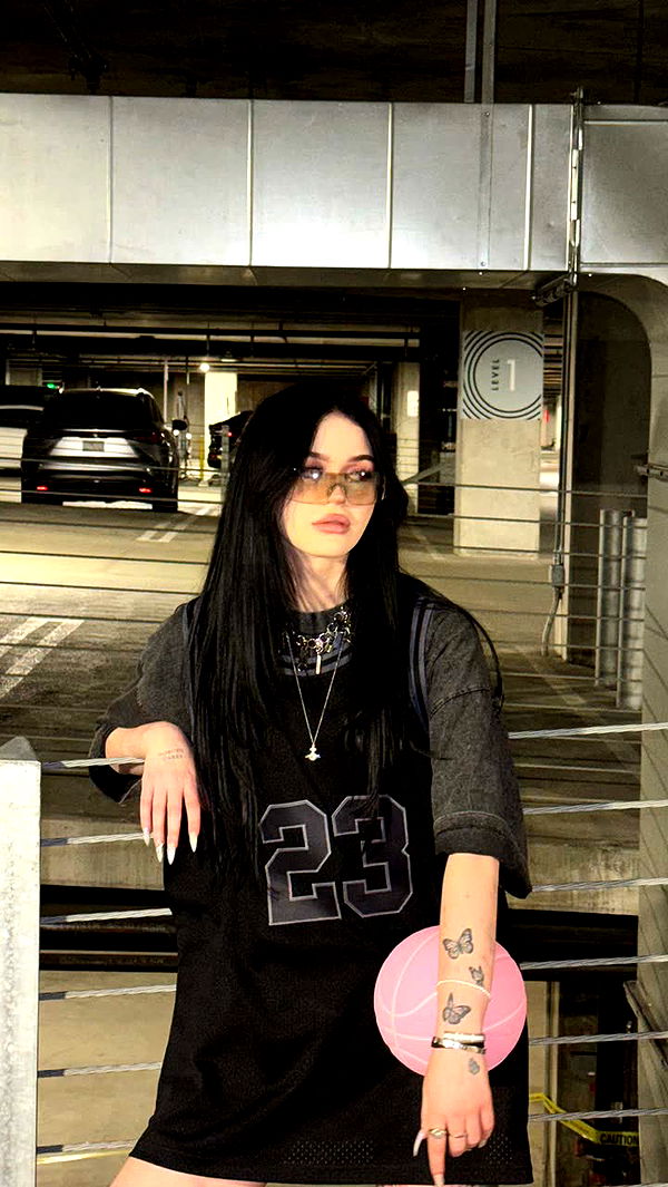 notnevaaadaa image ~ Altpins