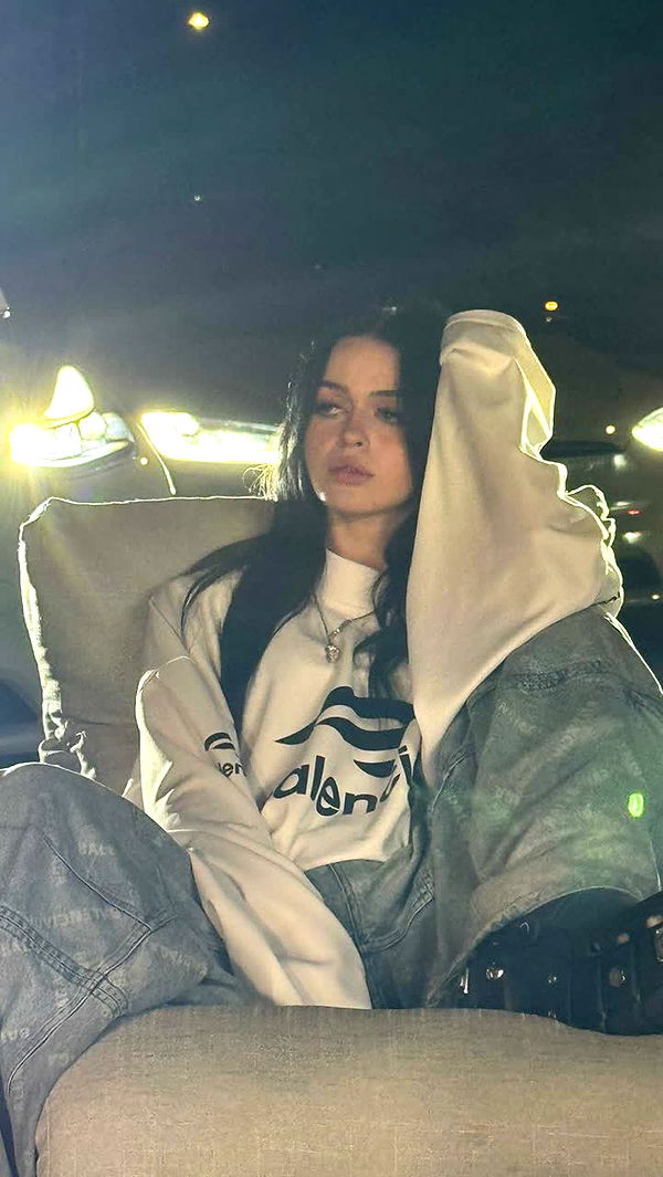 notnevaaadaa image ~ Altpins