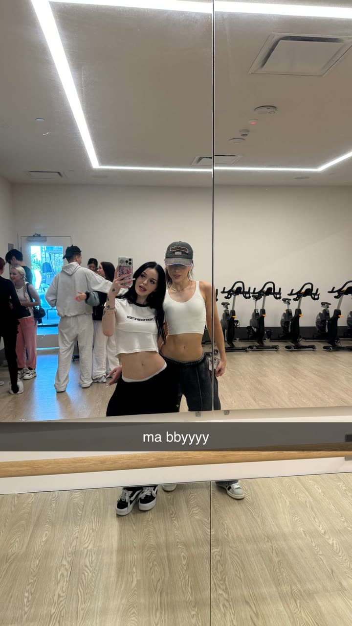 notnevaaadaa snapchat image archive image