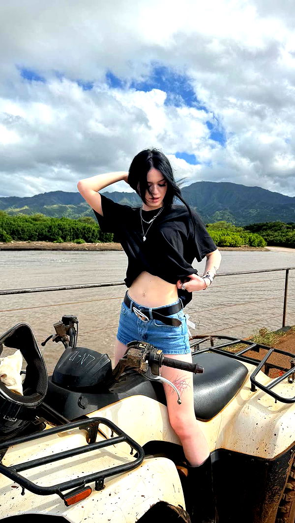 notnevaaadaa image ~ Altpins