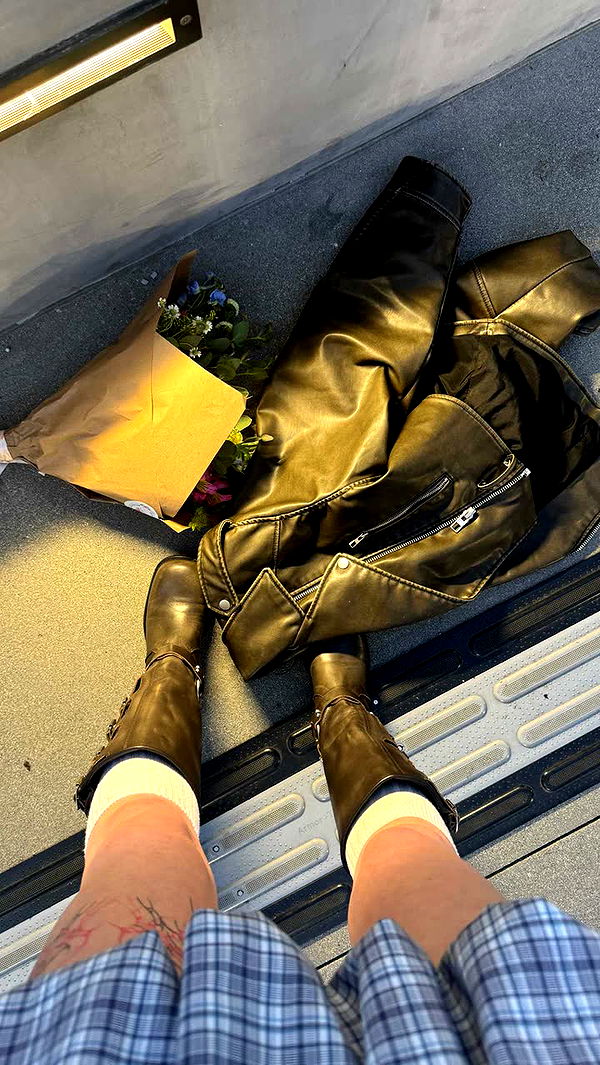 notnevaaadaa image ~ Altpins