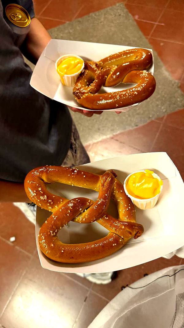 notnevaaadaa image ~ Altpins