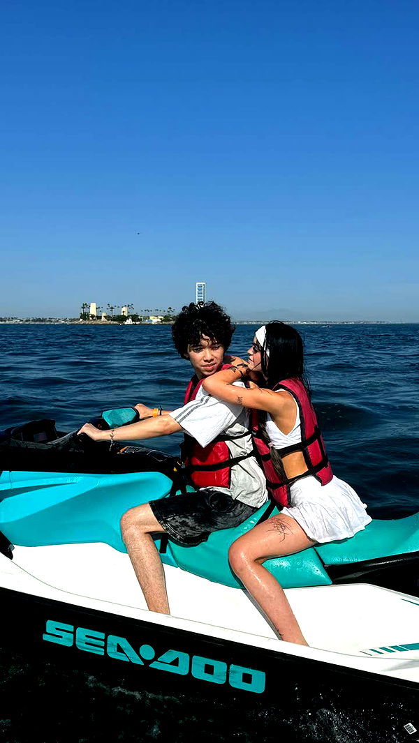 notnevaaadaa image ~ Altpins