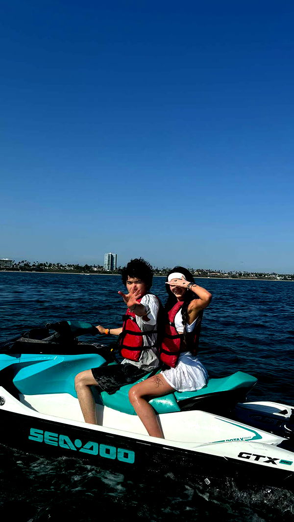 notnevaaadaa image ~ Altpins