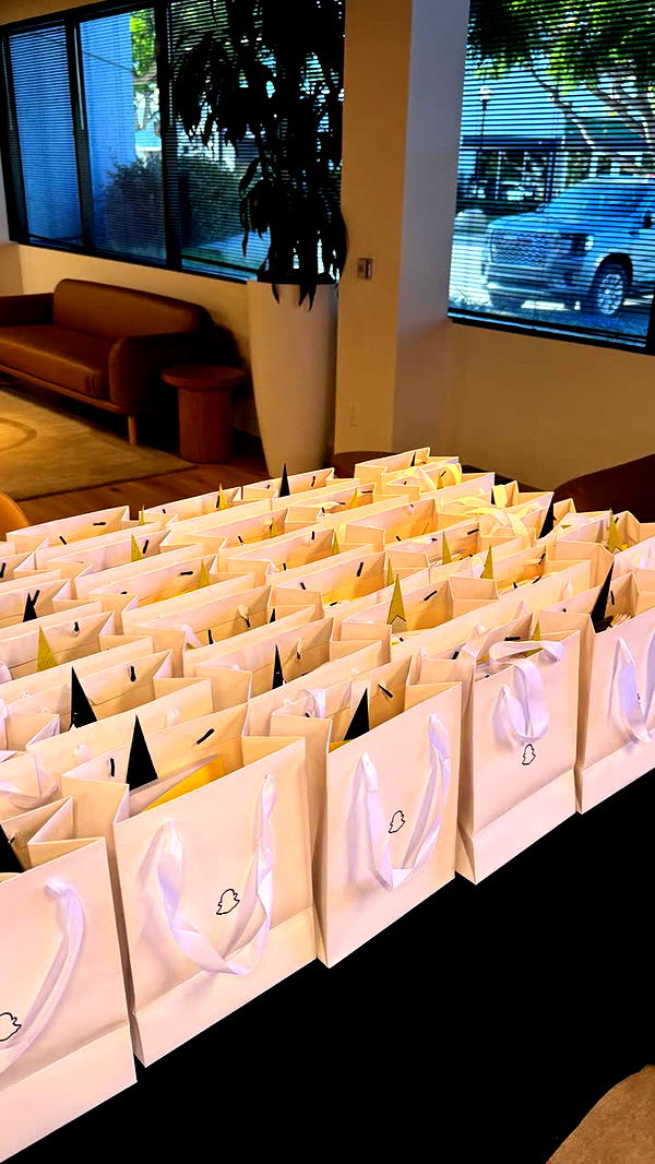 notnevaaadaa image ~ Altpins