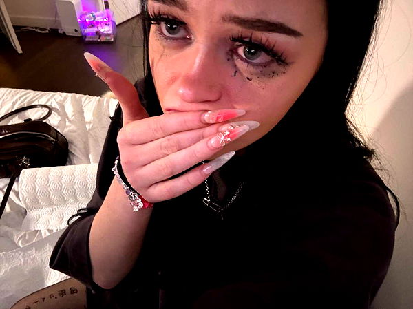 notnevaaadaa image ~ Altpins