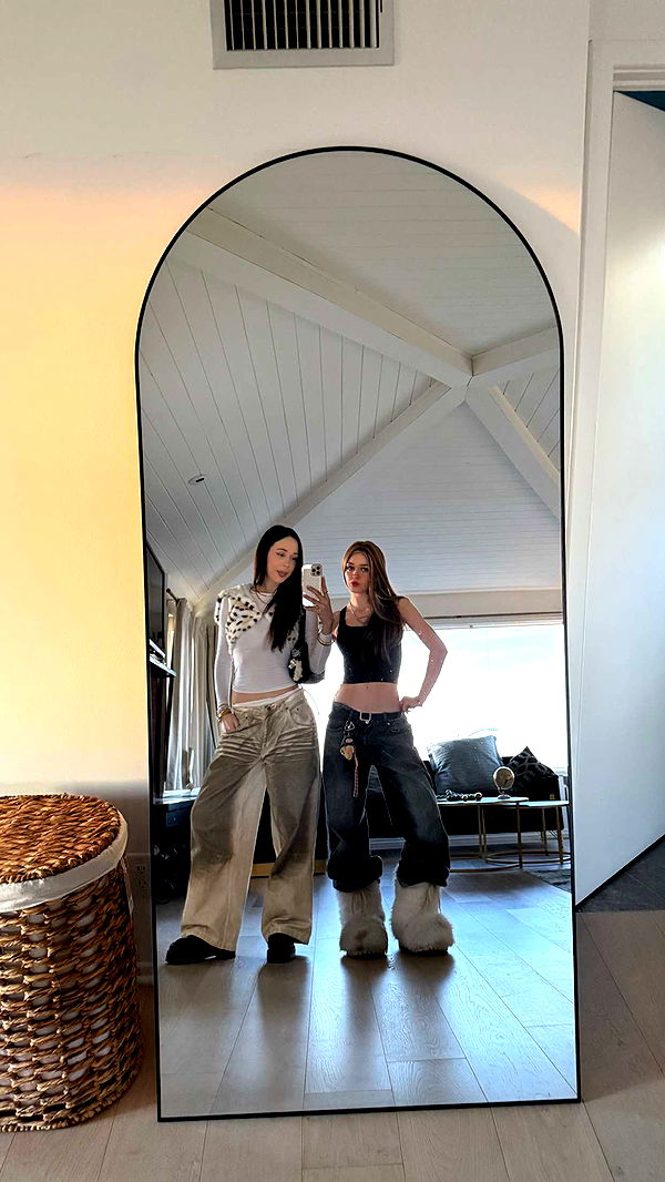 notnevaaadaa image ~ Altpins