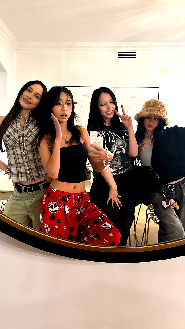 notnevaaadaa image ~ Altpins