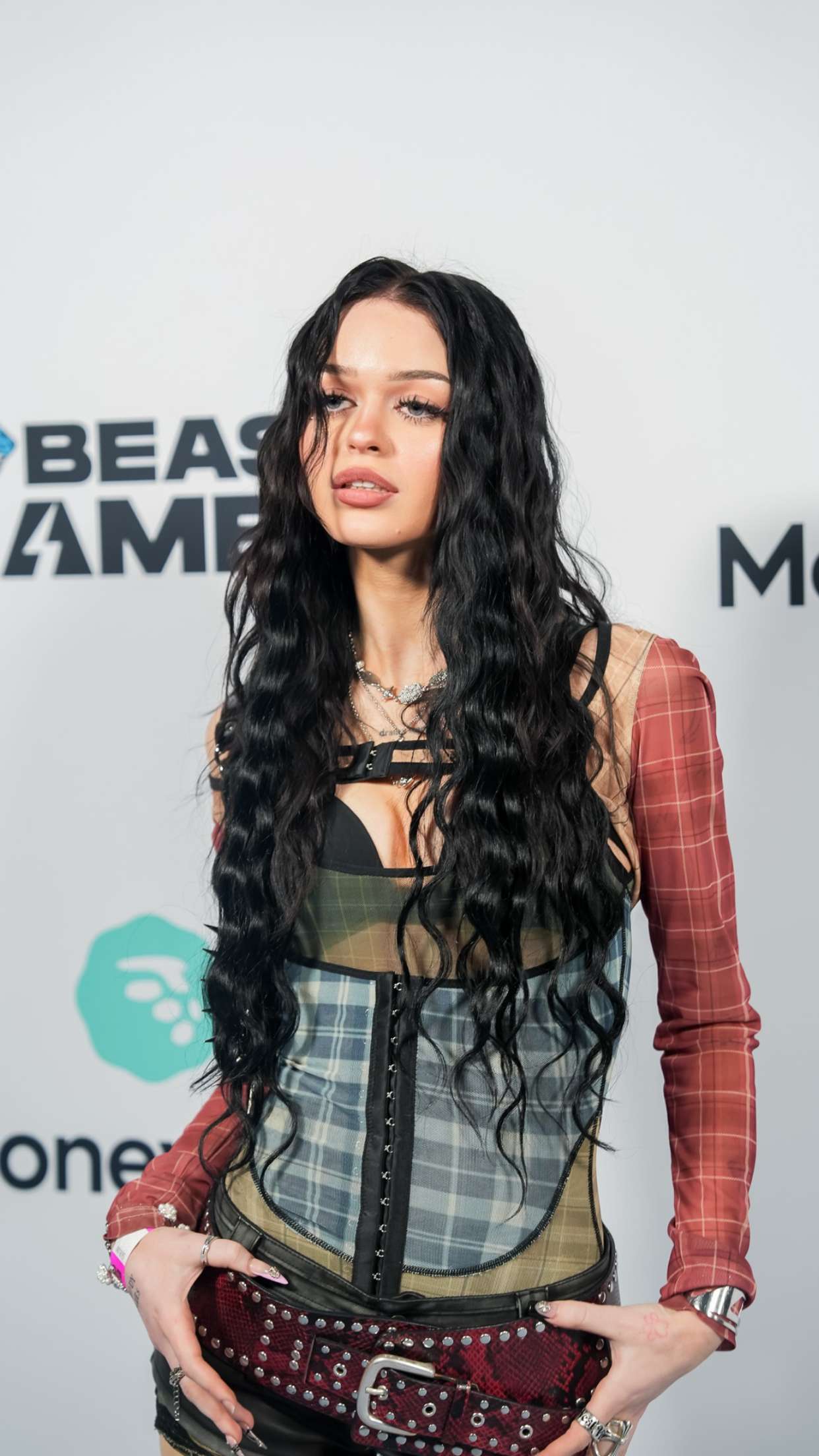 notnevaaadaa snapchat image archive image