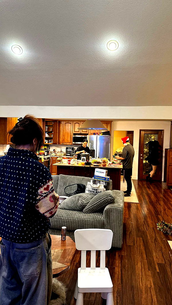 notnevaaadaa image ~ Altpins