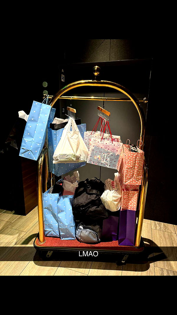 notnevaaadaa image ~ Altpins