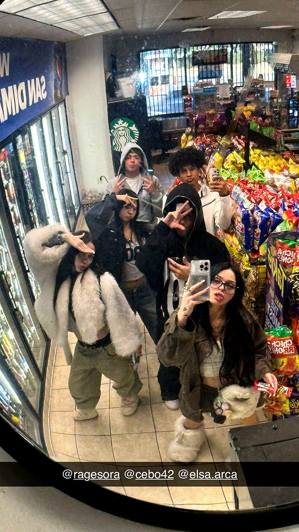 notnevaaadaa image ~ Altpins