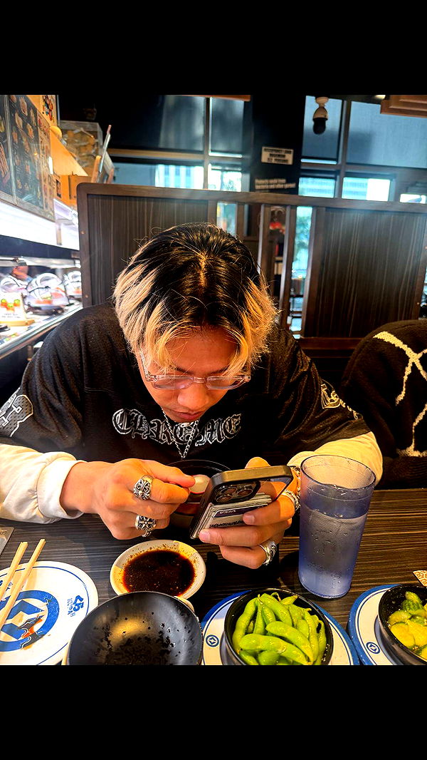 notnevaaadaa image ~ Altpins