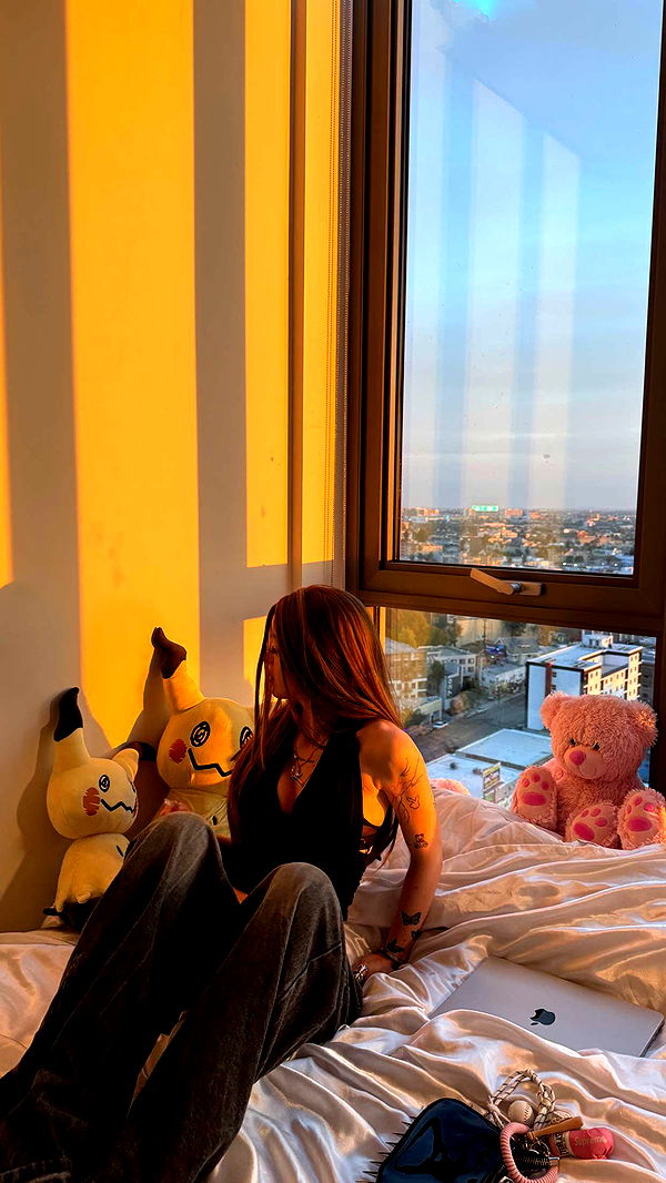 notnevaaadaa image ~ Altpins