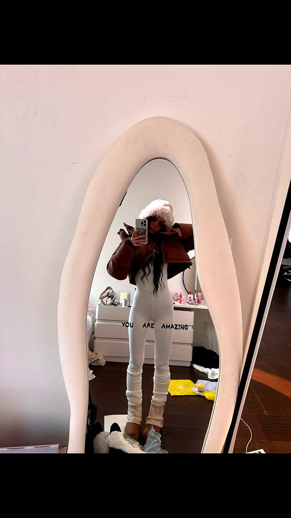 notnevaaadaa image ~ Altpins