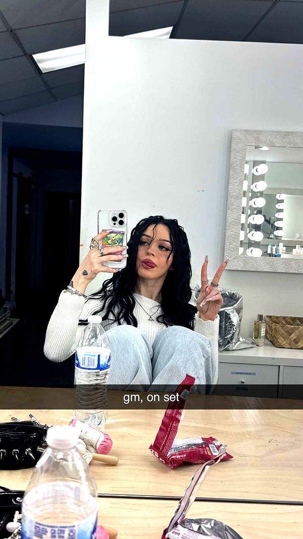 notnevaaadaa image ~ Altpins