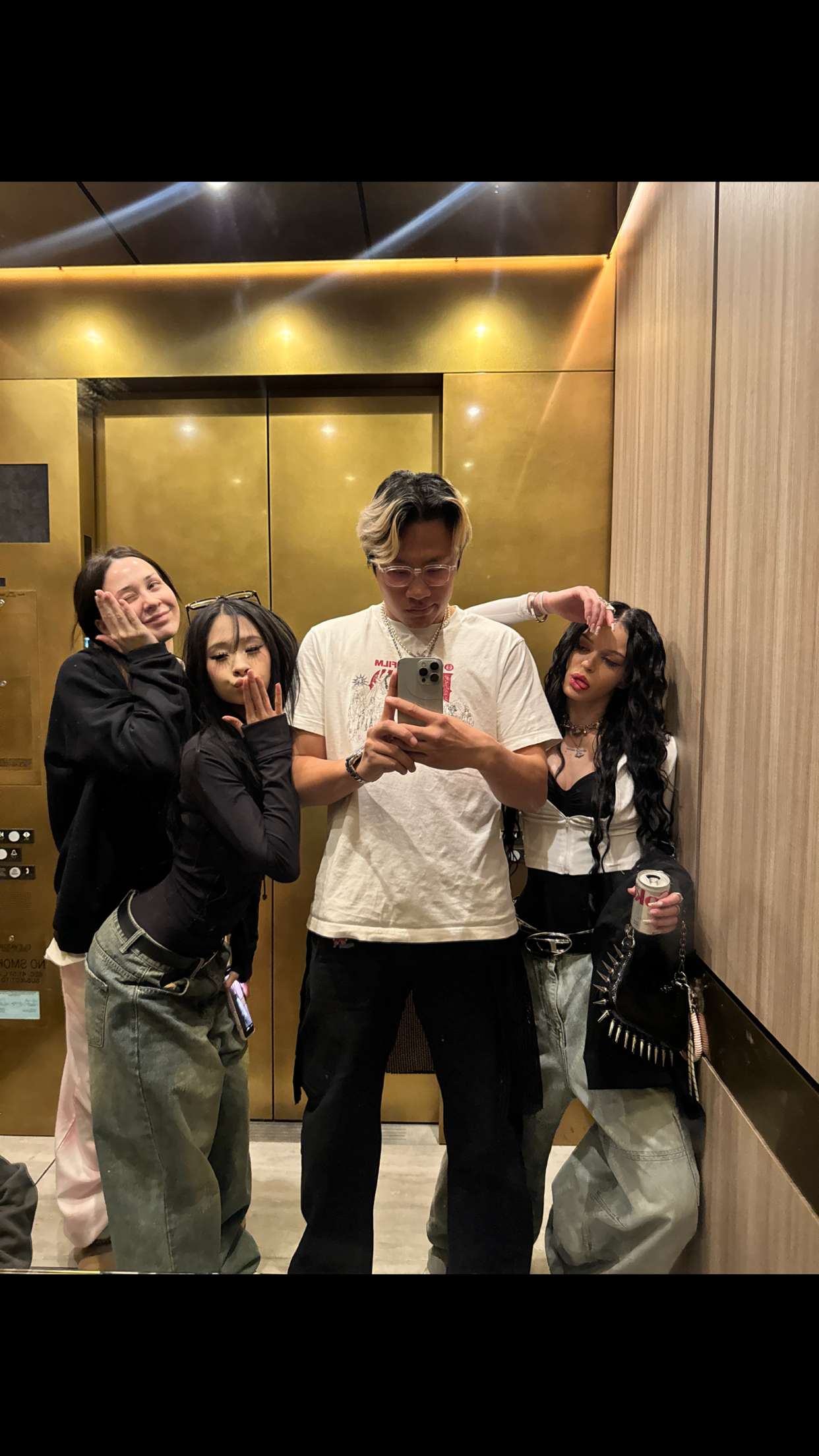 notnevaaadaa snapchat image archive image