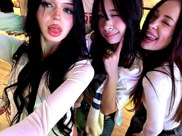 notnevaaadaa image ~ Altpins