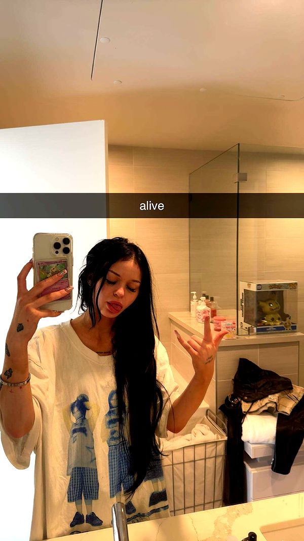 notnevaaadaa image ~ Altpins