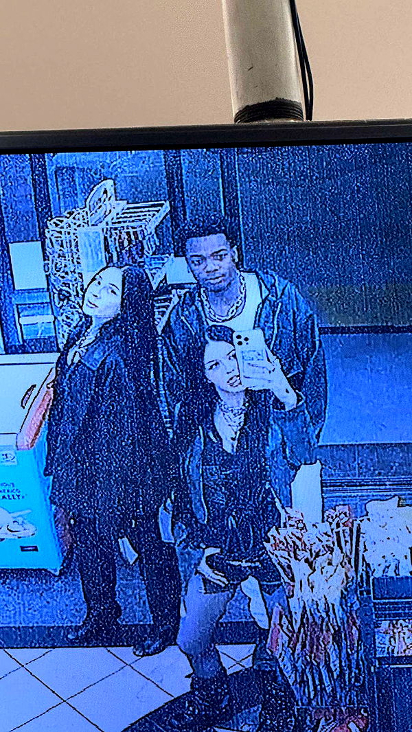 notnevaaadaa image ~ Altpins