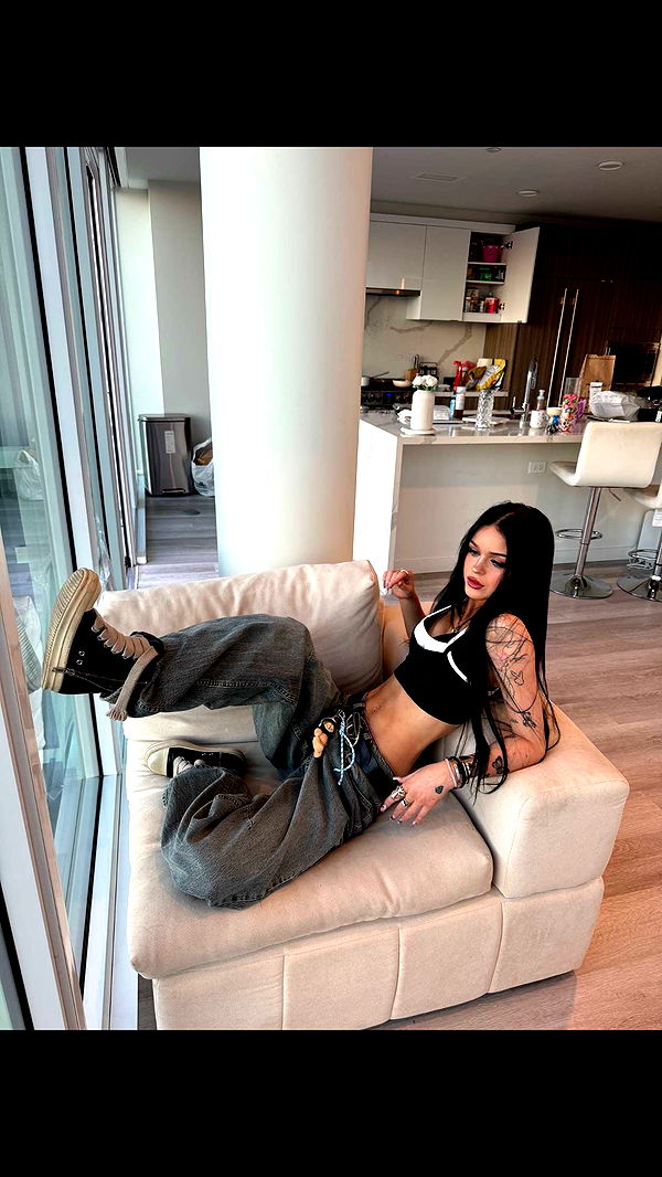 notnevaaadaa image ~ Altpins