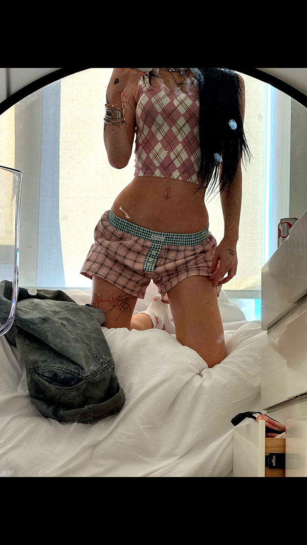 notnevaaadaa image ~ Altpins