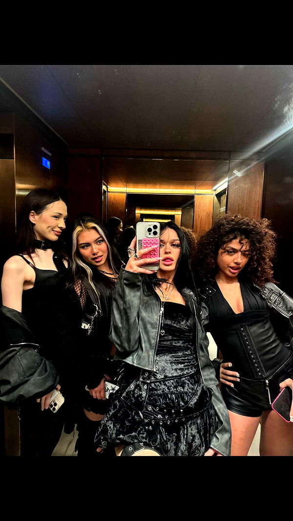 notnevaaadaa image ~ Altpins