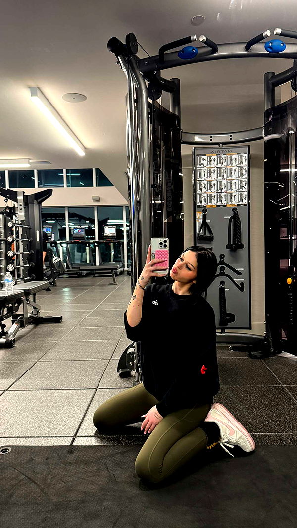 notnevaaadaa image ~ Altpins