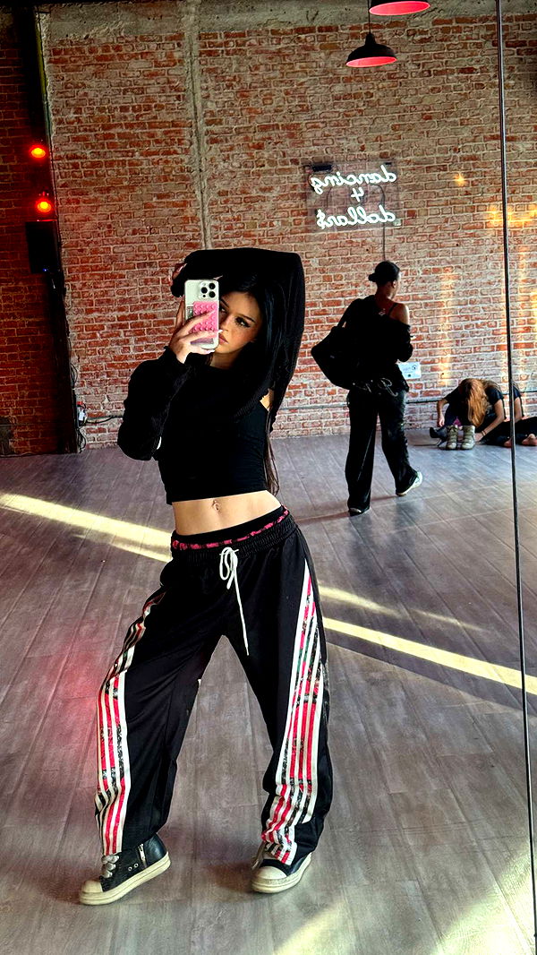 notnevaaadaa image ~ Altpins