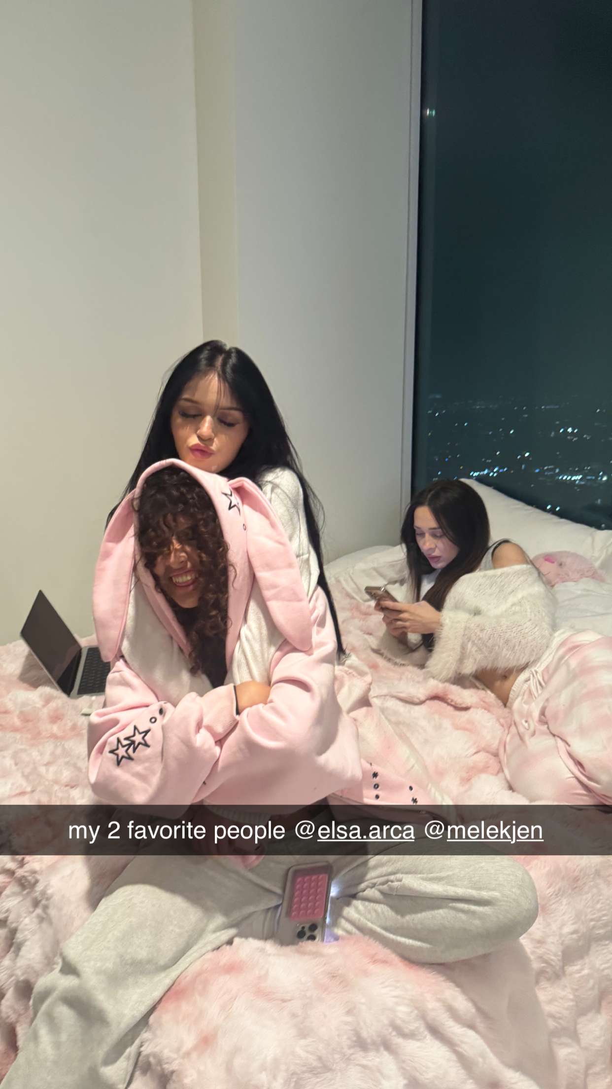 notnevaaadaa snapchat image archive image