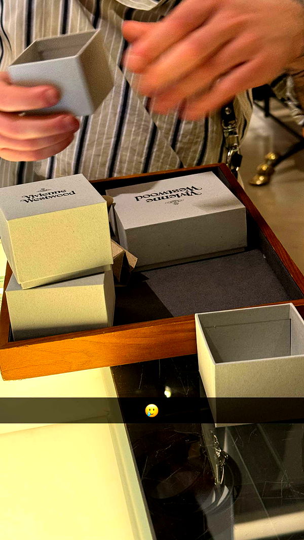 notnevaaadaa image ~ Altpins