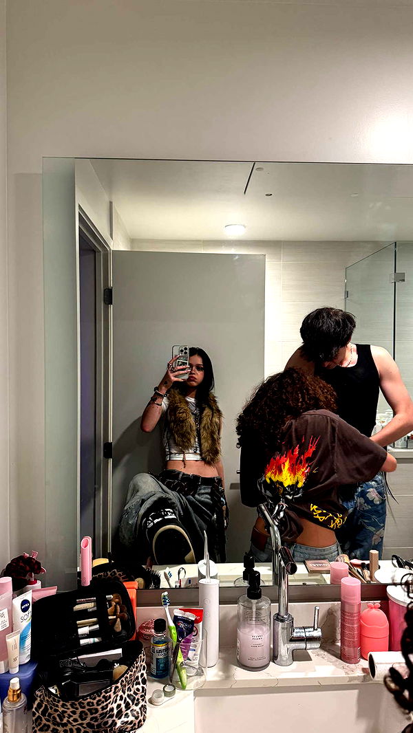 notnevaaadaa image ~ Altpins