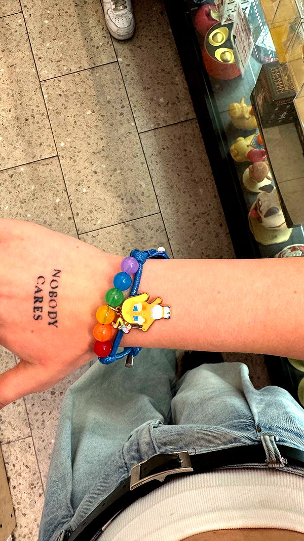 notnevaaadaa image ~ Altpins