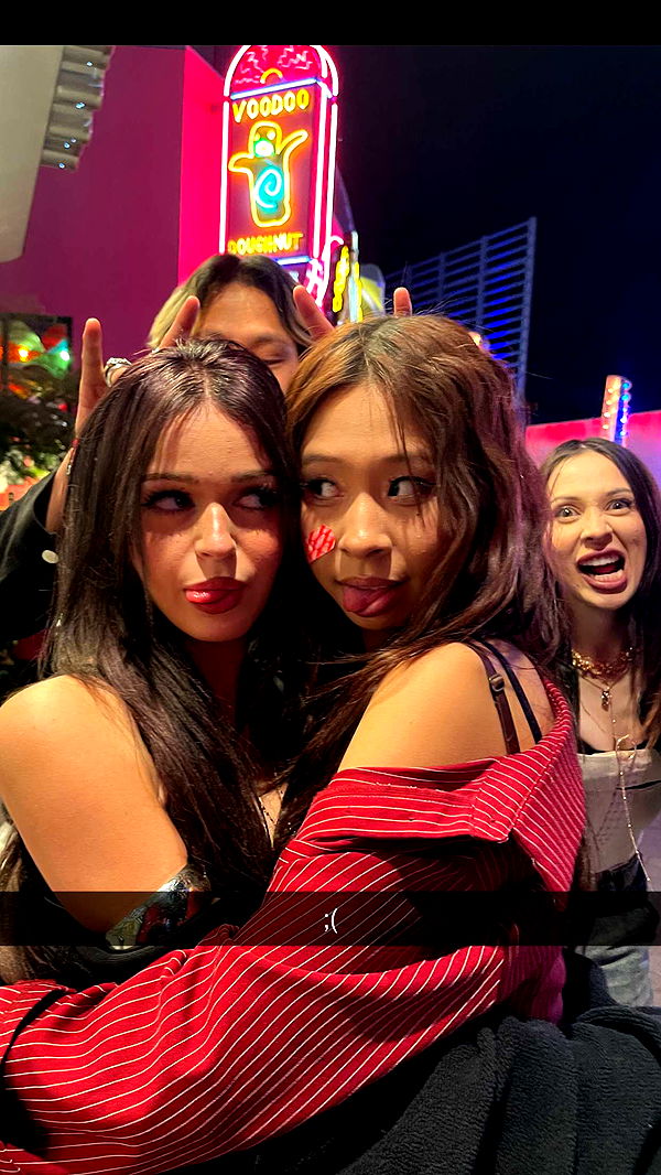 notnevaaadaa image ~ Altpins