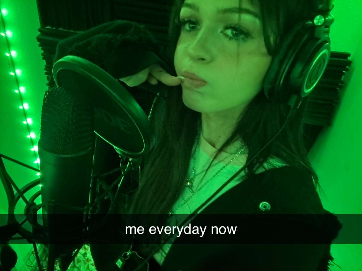 notnevaaadaa snapchat image archive image