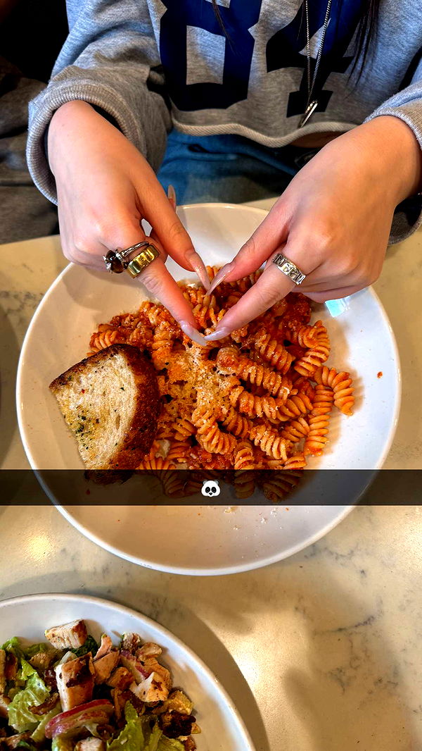 notnevaaadaa image ~ Altpins