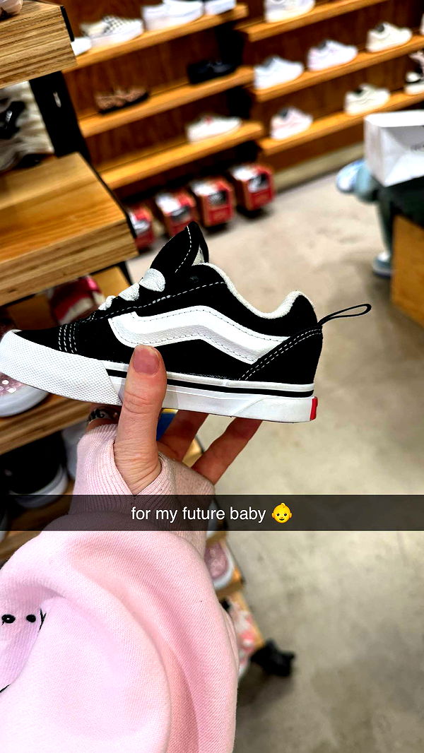 notnevaaadaa image ~ Altpins