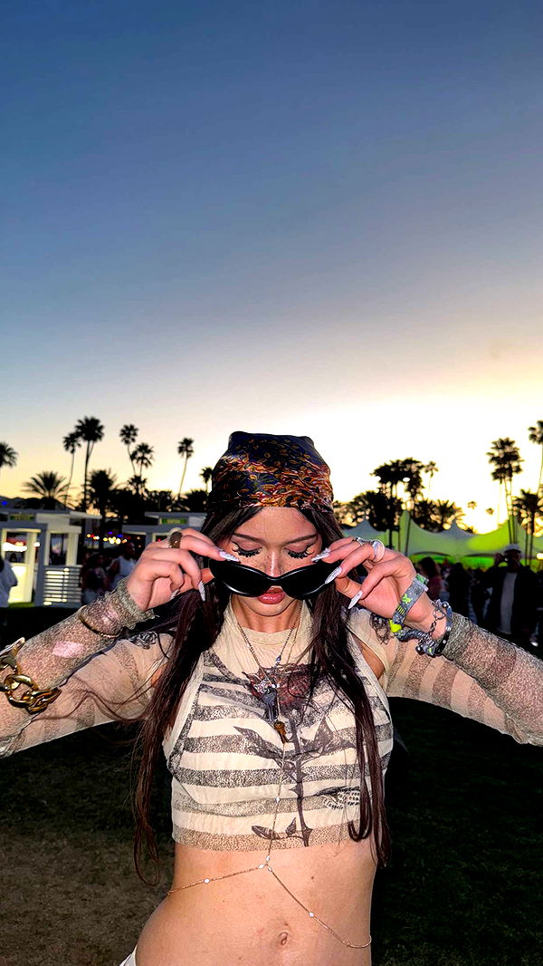 notnevaaadaa image ~ Altpins