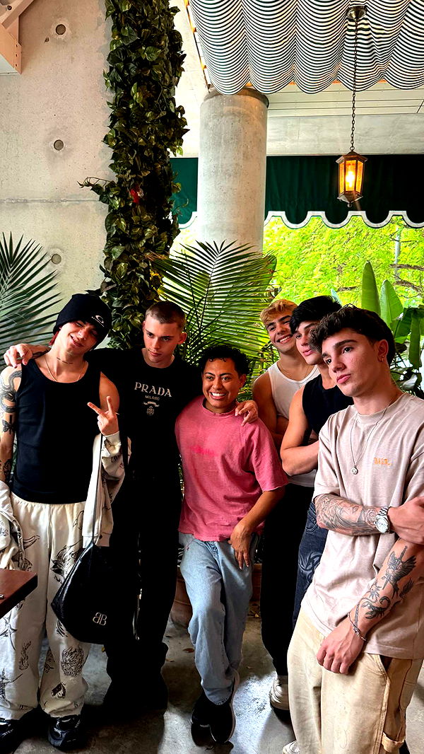 notnevaaadaa image ~ Altpins